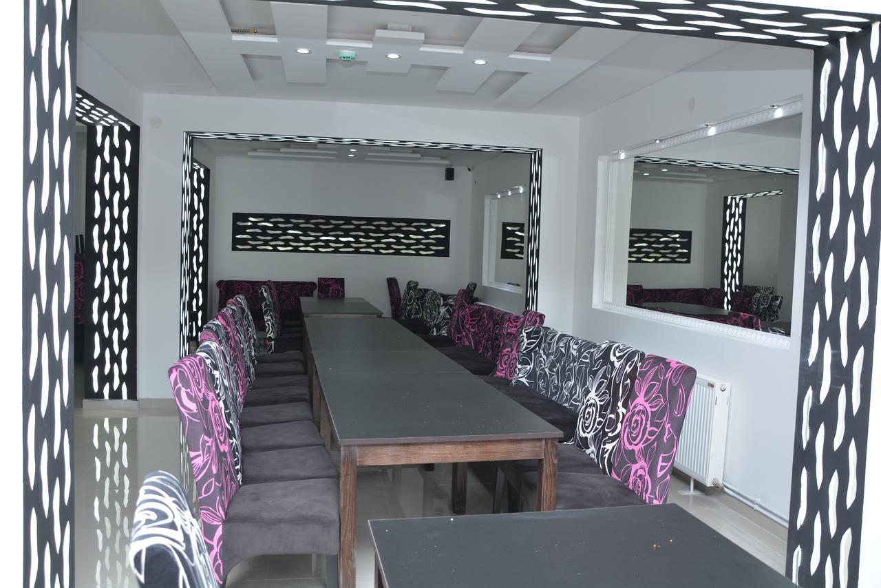 Prenociste Bojan 017 Bed & Breakfast Vranje Exterior photo