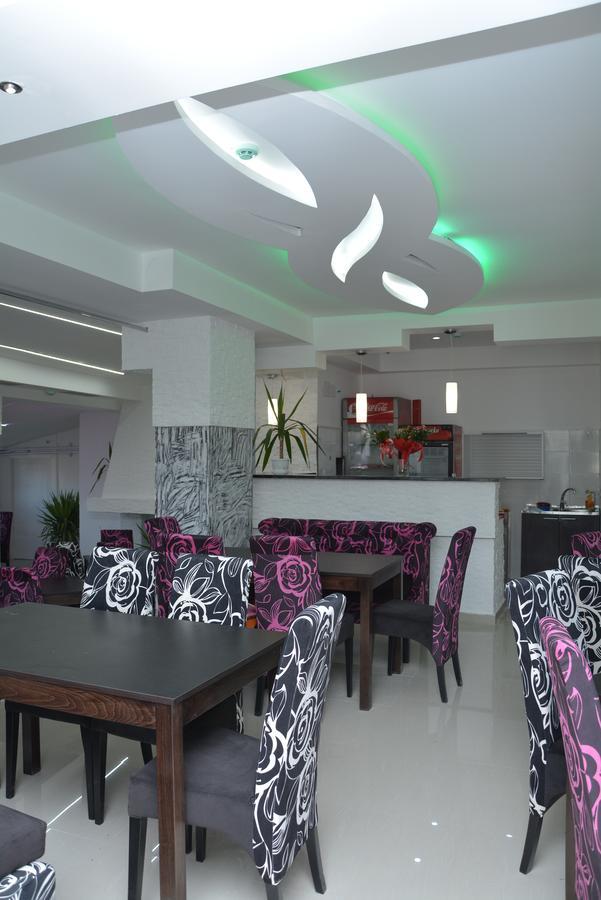 Prenociste Bojan 017 Bed & Breakfast Vranje Exterior photo