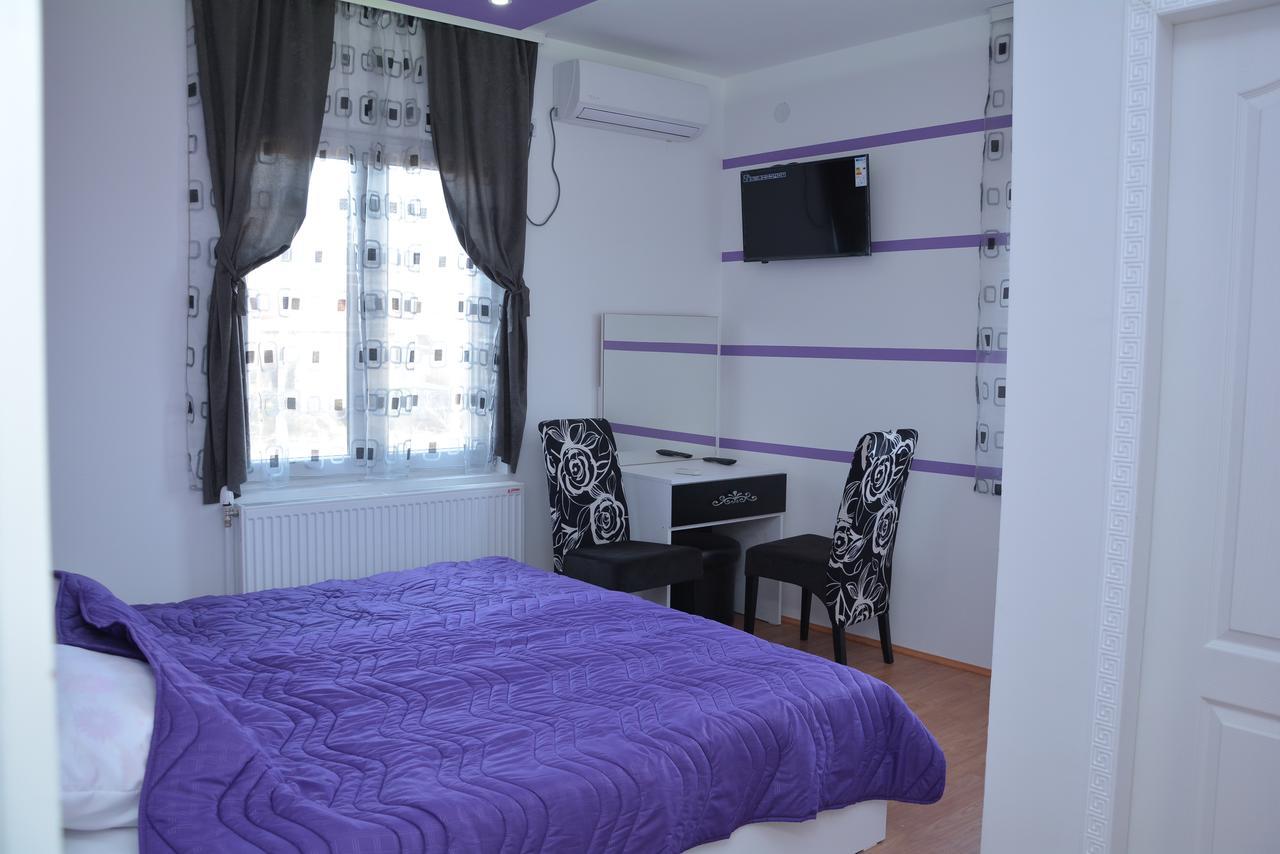 Prenociste Bojan 017 Bed & Breakfast Vranje Exterior photo